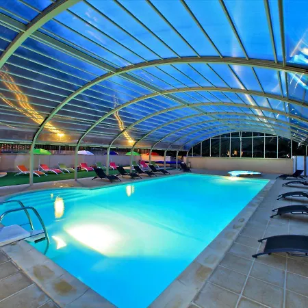 Tatil parkı Les Du Perigord 3*