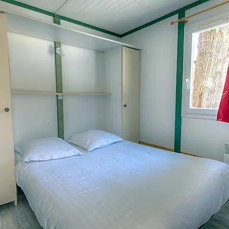 Üdülőpark Les Du Perigord 3*